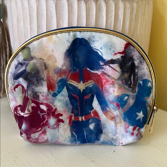 Marvel Handbags - Marvel Themed Women's Make Up Bag - Multicolor